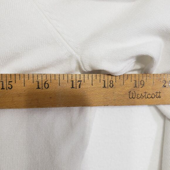 Beautiful Calvin Klein Woman's Lightweight Cropped White Cardigan, Size Medium - Picture 5 of 8